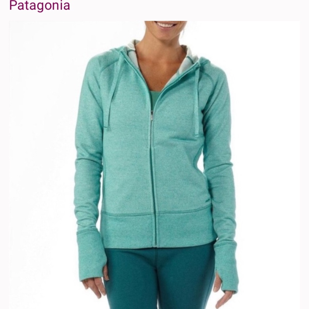 Patagonia Women’s Cloud Stack Hoodie Size small